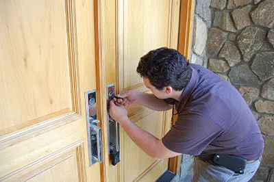 Super Locksmith Services Phoenix, AZ 480-612-9220 Super Locksmith Services Phoenix, AZ 480-612-9220 - 29-16