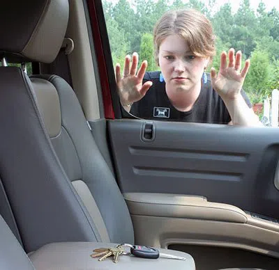 Super Locksmith Services Phoenix, AZ 480-612-9220 Super Locksmith Services Phoenix, AZ 480-612-9220 - 29-20